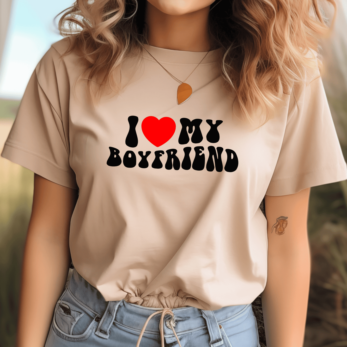 Valentine Graphic T Shirt| Unisex | Valentines Shirts | I Love my boyfriend - secapparelonline