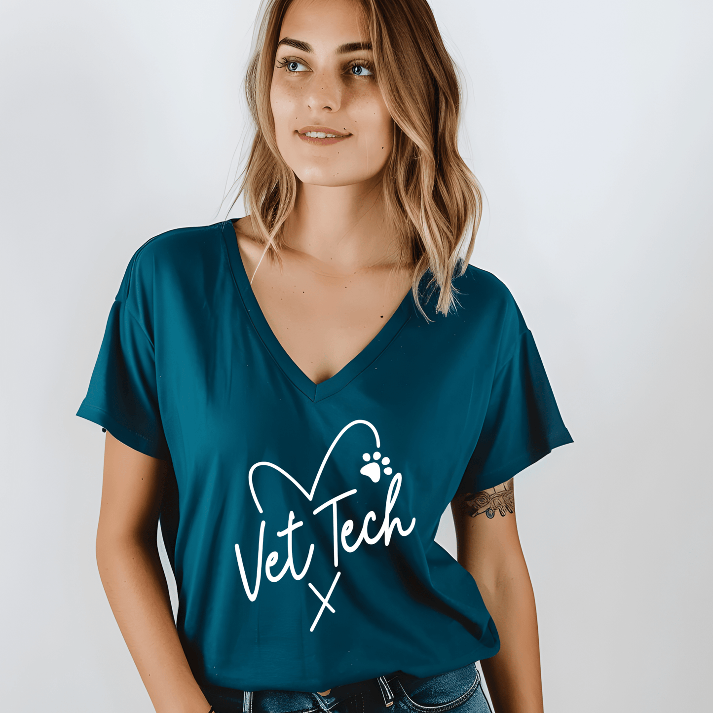 Vet Tech Shirt | Crew neck | V Neck| Sweatshirt | Hoodie - secapparelonline